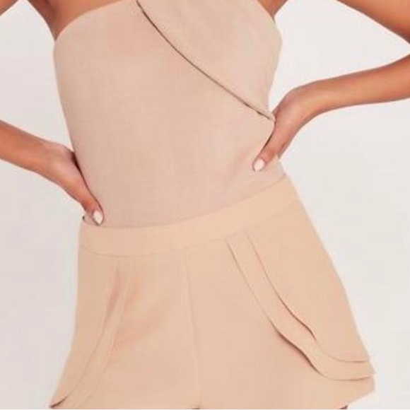 MISSGUIDED Shorts - Picture 2 of 2